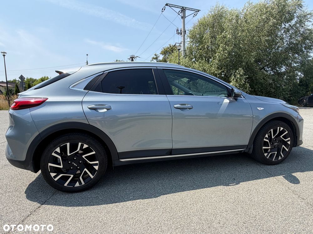 Kia XCeed 1.5 T-GDI M - 2
