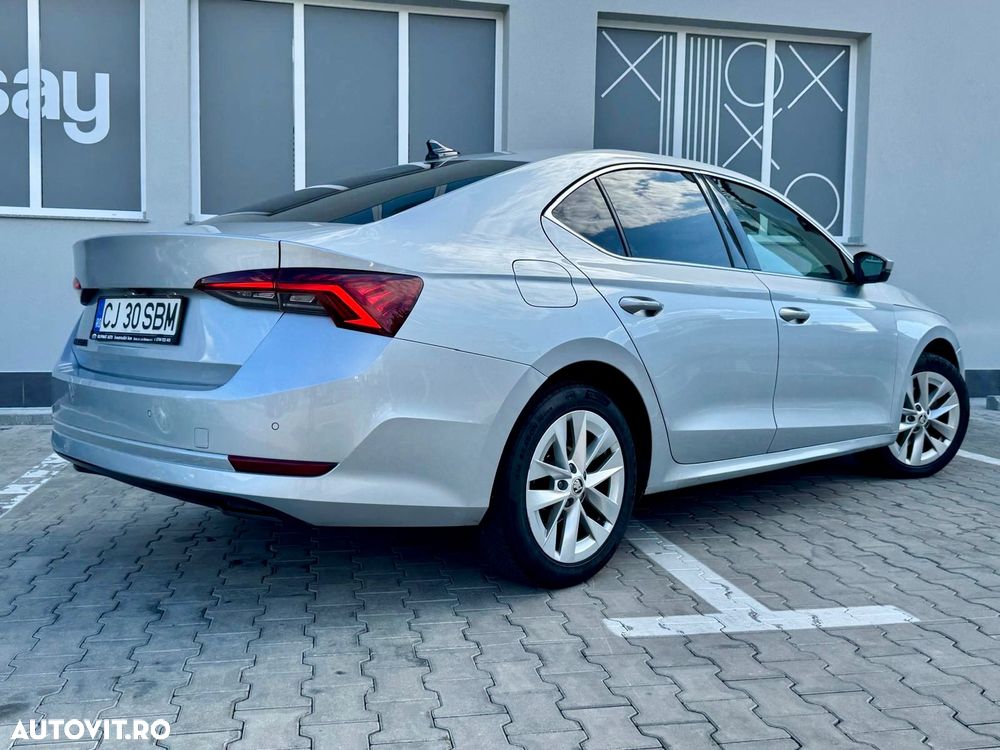 Skoda Octavia 2.0 TDI DSG Premium Edition - 25