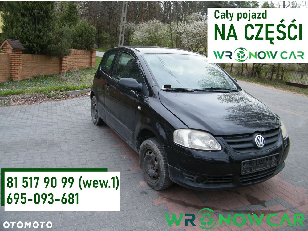 Volkswagen Fox (05-09r.) 1.2 B 54KM. Silnik BMD Skrzynia HUY lakier LC9Z. Cały na części. GWARANCJA !!!  Przód Tył Zestaw Komplet Drzwi Klapa Zderzak Błotnik Maska Grill Atrapa Szyba Pas Lampa Lusterko Boczki Fotel Kanapa Kokpit Deska Rozdzielcza Przełącznik Włącznik Sterownik Przewody Wiązka Instalacja Moduł Komputer Czujnik Listwa Pompa Alternator Wtryski Głowica Rozrusznik Kompresor Sprzęgło Dwumas Silnik Skrzynia ABS Klimatyzacji Paliwa Wspomagania Kolektor Turbina Przepustnica Zawór Chłodnica Koło Hak Belka Sanki Zawieszenie Mcpherson Półoś Amortyzator Wydech Tłumik Zacisk Most - 1