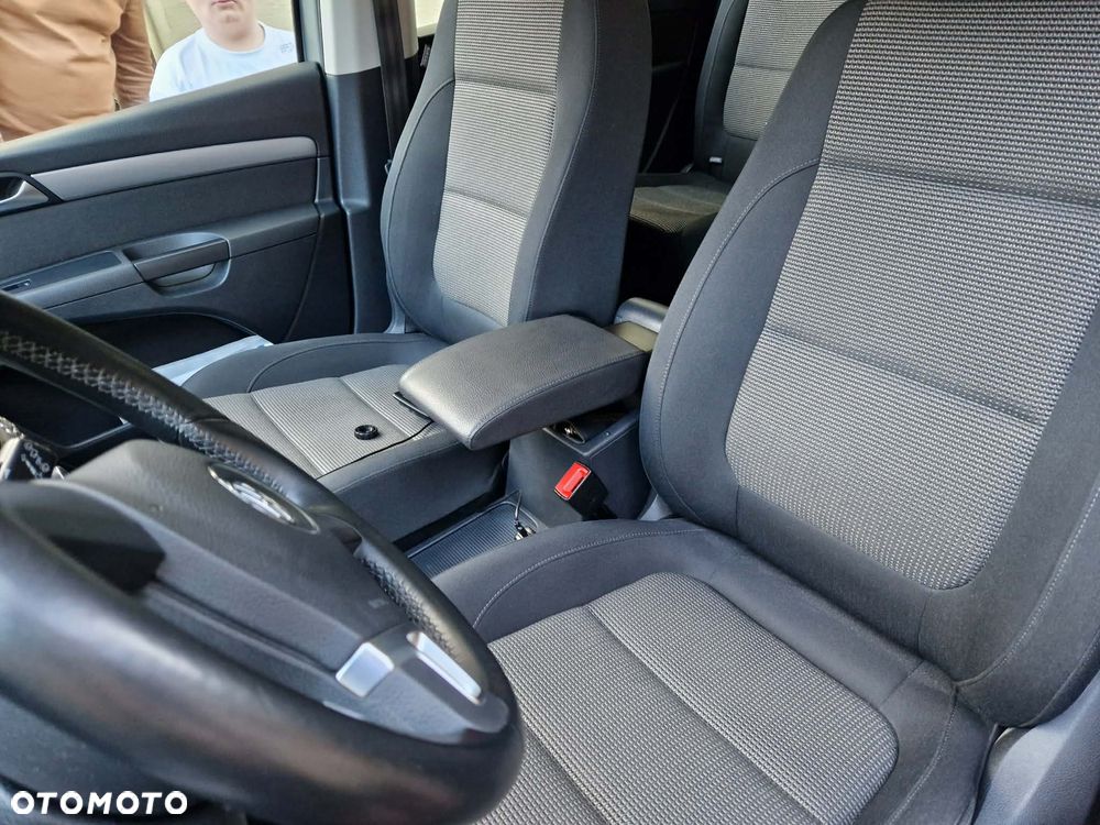 Volkswagen Sharan 2.0 TDI Comfortline DSG - 20