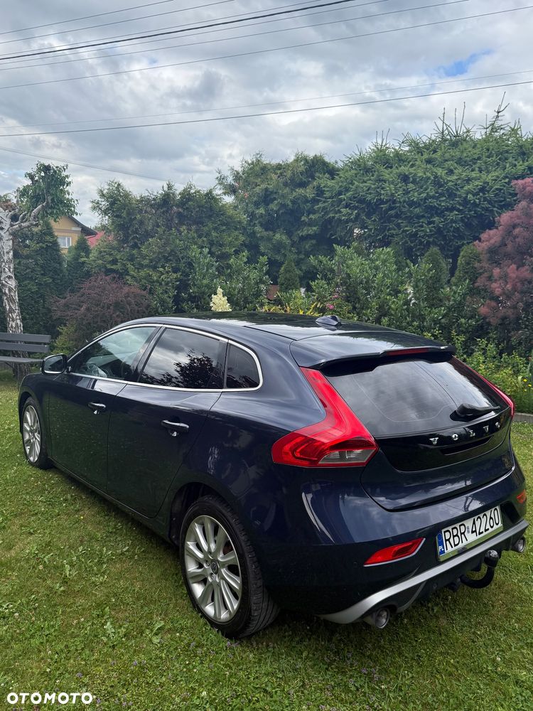 Volvo V40 D2 Summum - 6