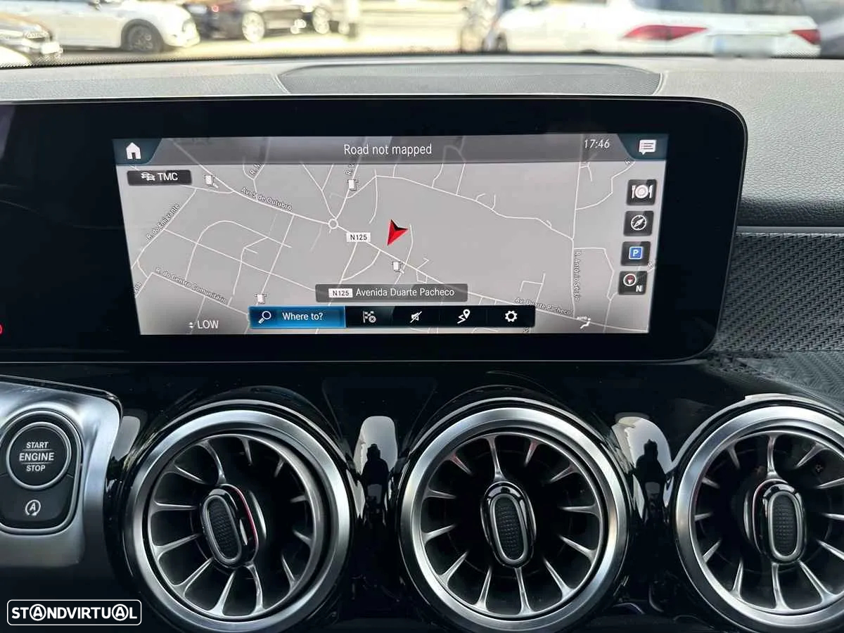 Mercedes-Benz GLB 35 AMG 4Matic - 18