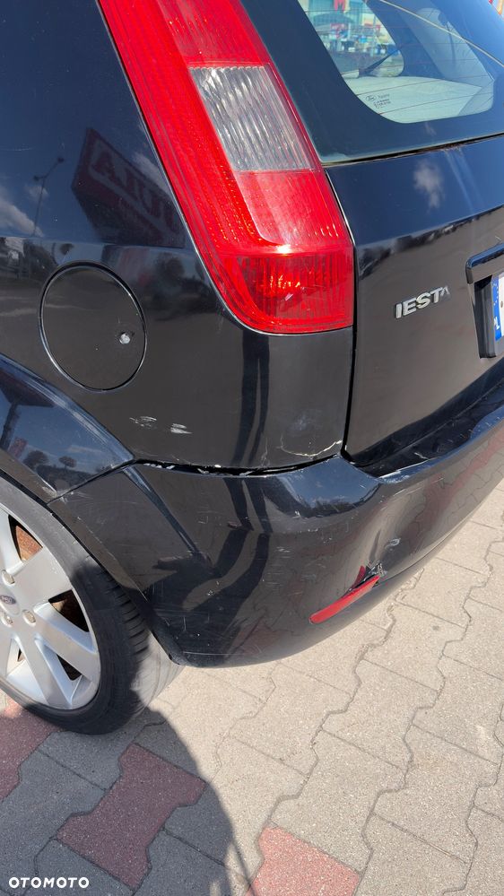 Ford Fiesta 1.4 Ghia - 5