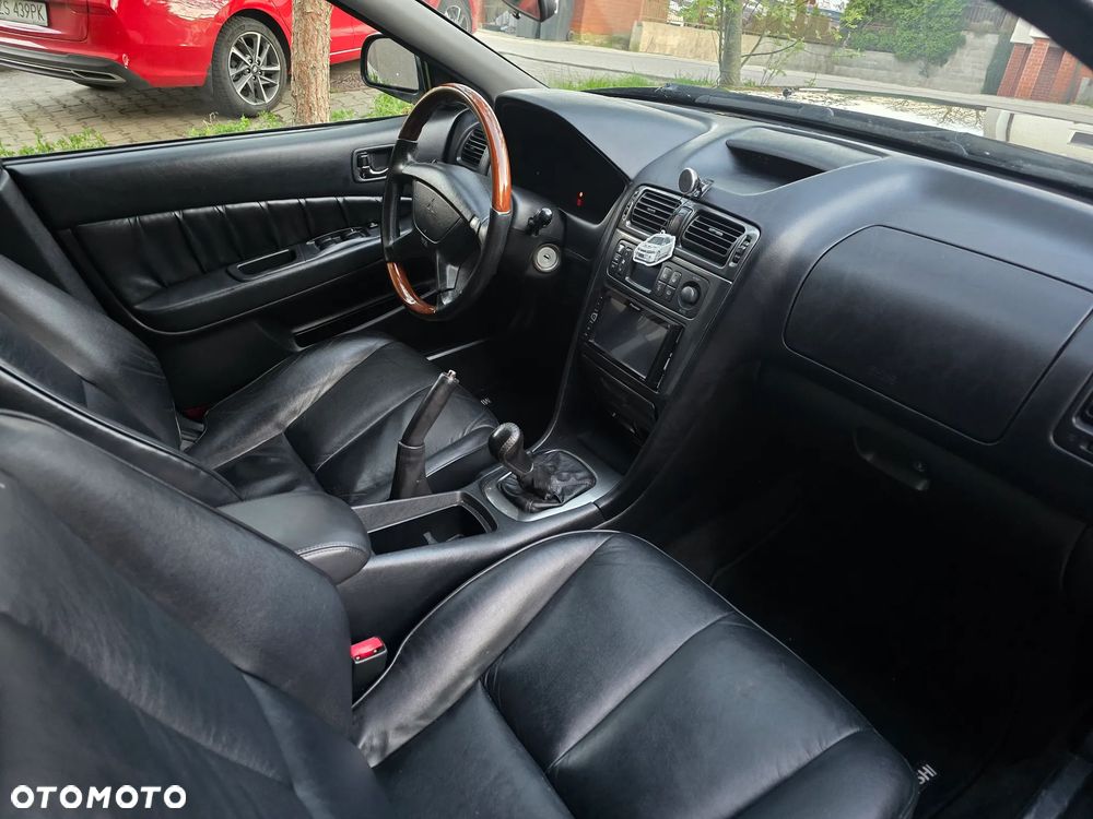 Mitsubishi Galant - 7