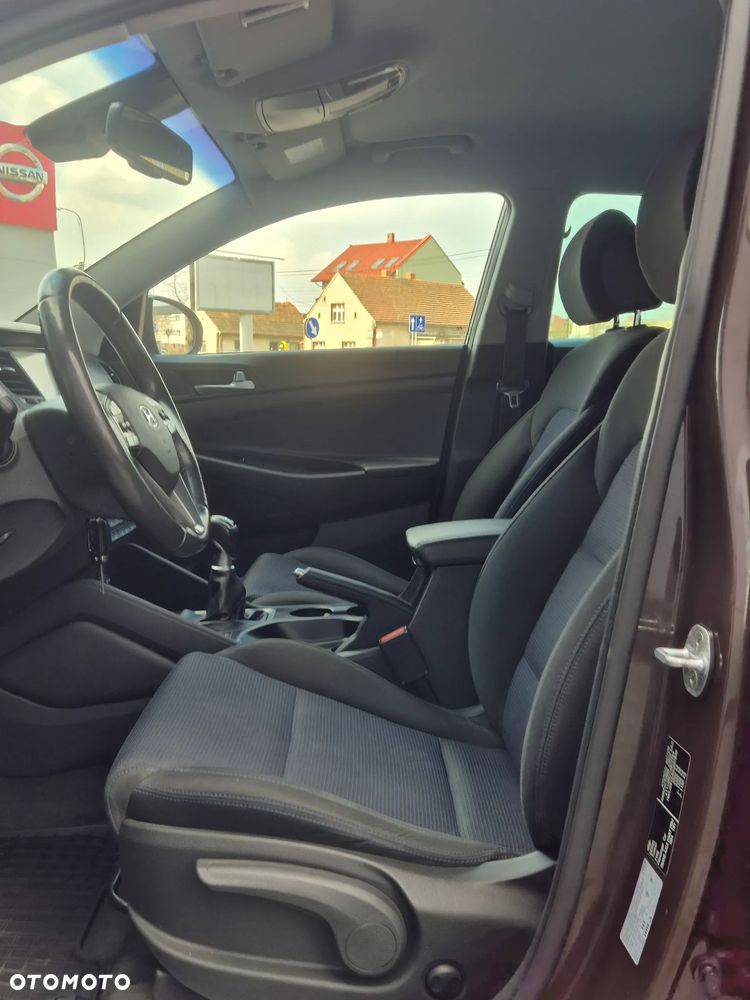 Hyundai Tucson blue 1.7 CRDi 2WD Style - 11