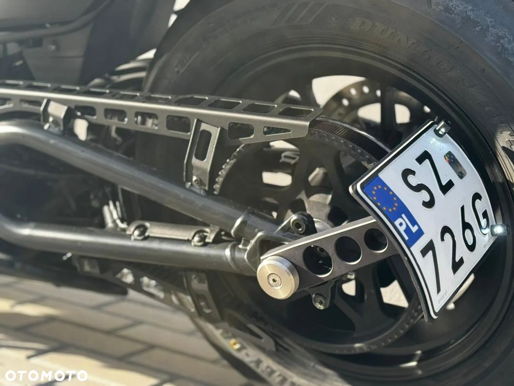 Harley-Davidson Sportster - 12