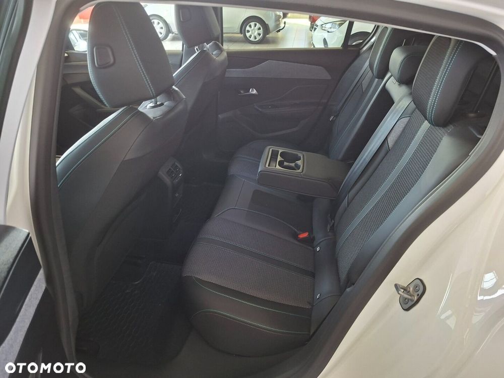 Peugeot 308 1.2 PureTech Allure Pack S&S - 16