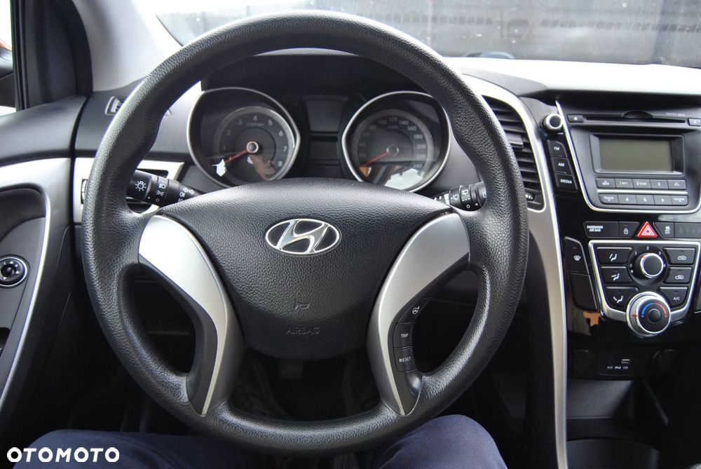 Hyundai i30 1.4 Trend - 28