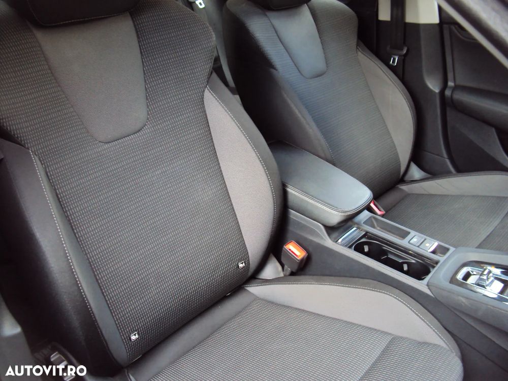 Skoda Octavia 2.0 TDI DSG Ambition - 11