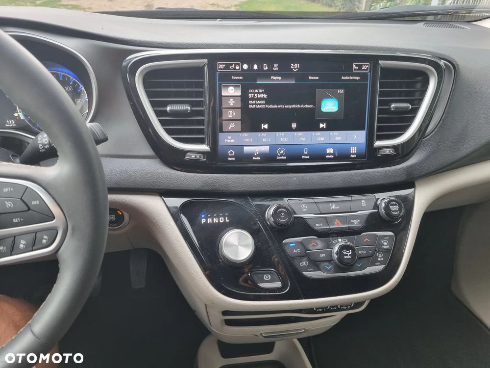 Chrysler Pacifica - 31