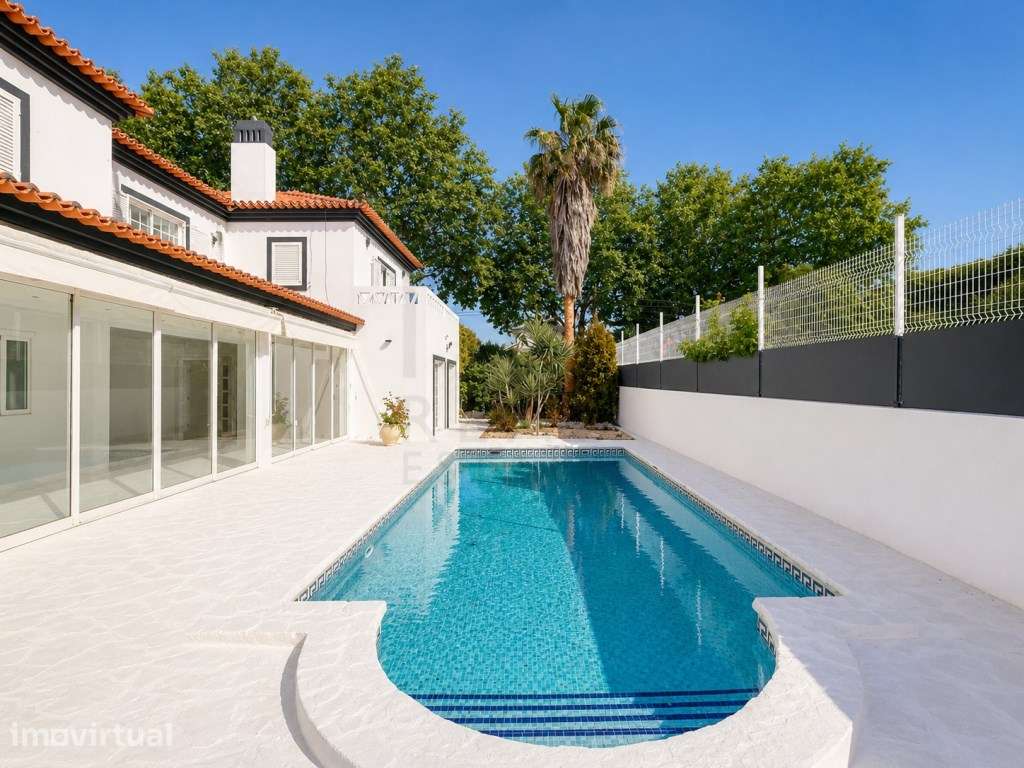 S. Pedro do Estoril. Moradia T5 com jardim e piscina. Excelente loc... - Grande imagem: 4/44