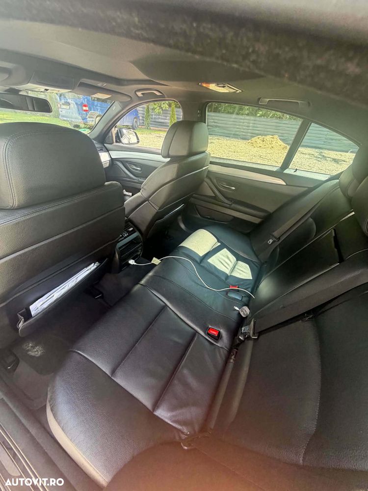 BMW Seria 5 525d Sport-Aut. - 6