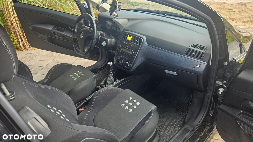 Fiat Grande Punto - 24