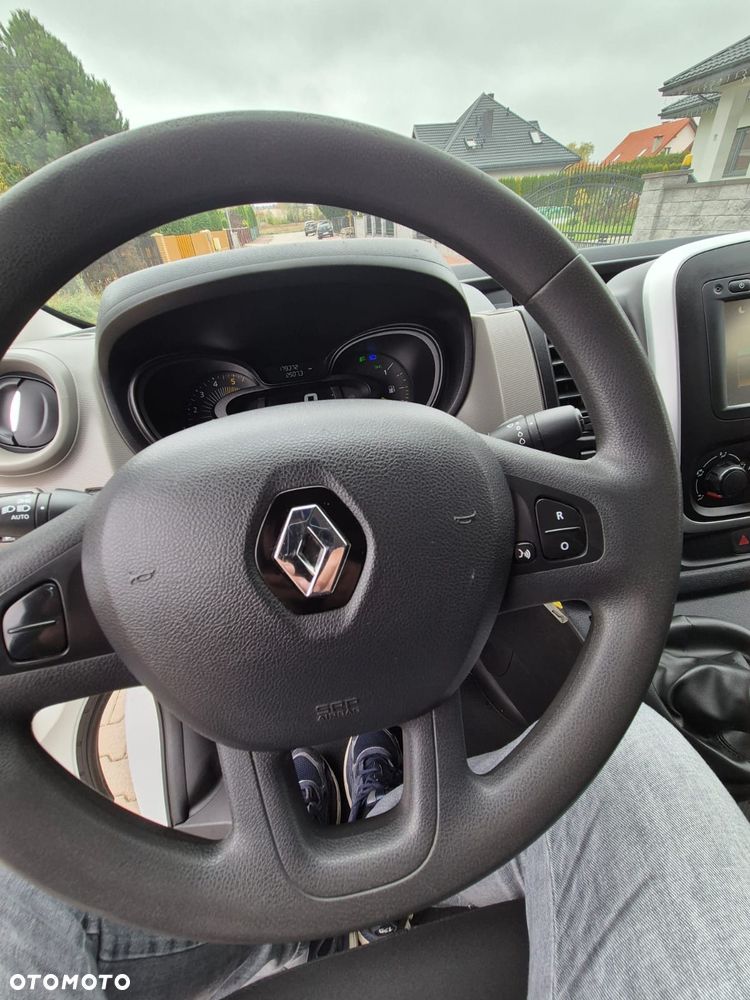 Renault Trafic Long 2016r 115Koni Nawi Kamera Klima Super stan 100% Bezwypadkowy - 19