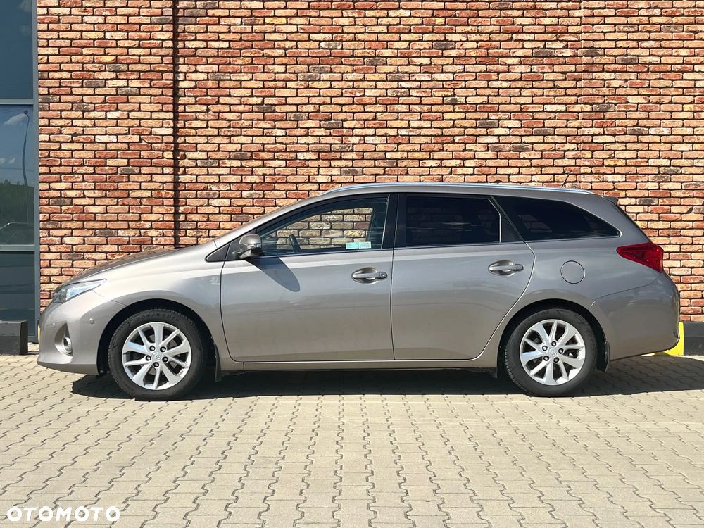 Toyota Auris - 6