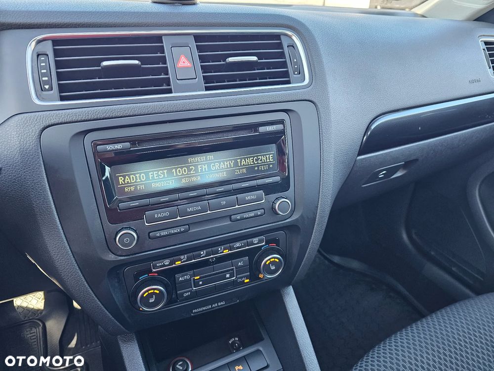 Volkswagen Jetta 1.4 TSI Comfortline - 15