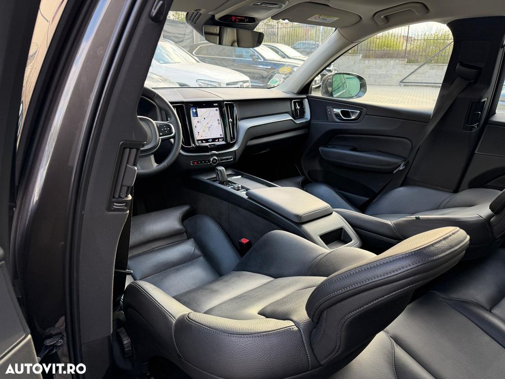 Volvo XC 60 B4 D Geartronic Momentum Pro - 6