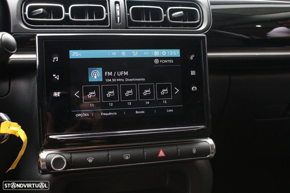 Citroën C3 1.2 PureTech Shine EAT6 - 27