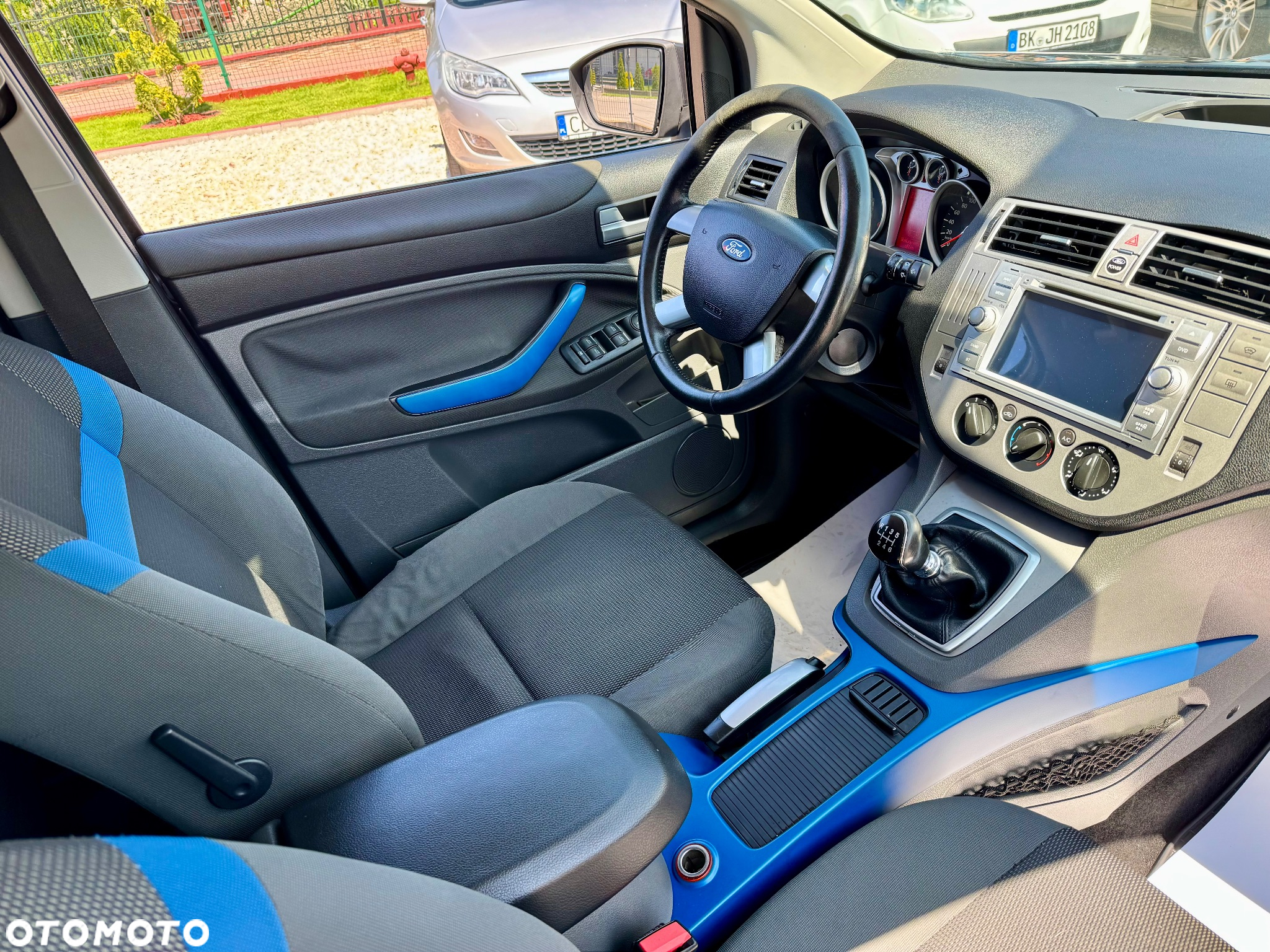 Ford Kuga 2.0 TDCi 4x4 Trend - 6