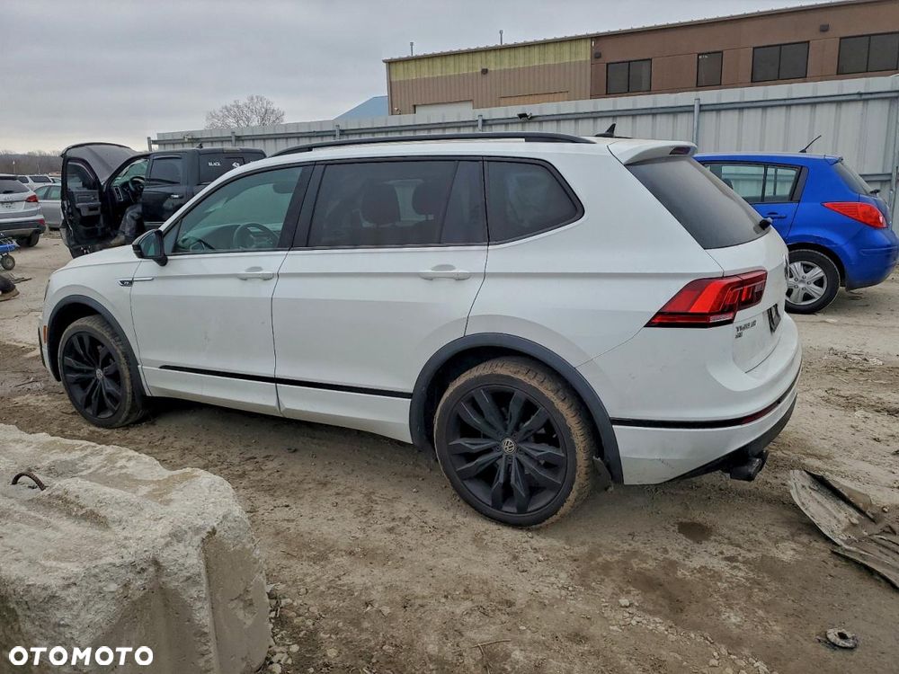 Volkswagen Tiguan - 4