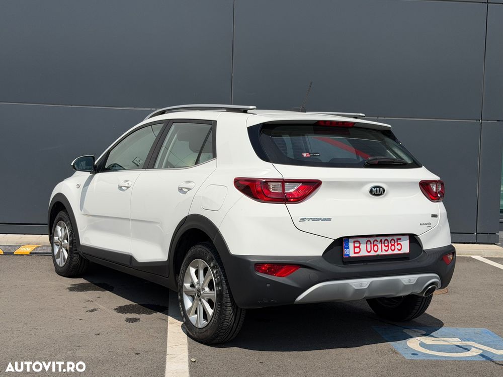 Kia Stonic 1.6 DSL Urban - 6