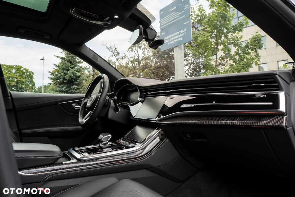 Audi SQ8 - 18