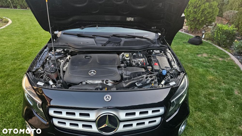 Mercedes-Benz GLA 250 4-Matic - 10