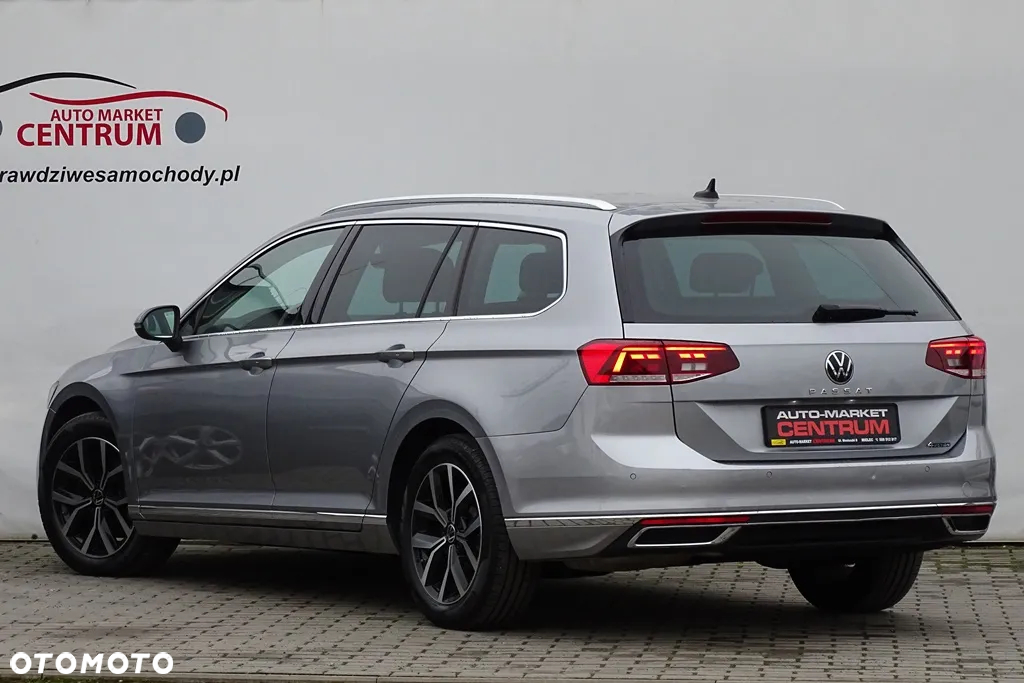 Volkswagen Passat Variant 2.0 TDI SCR DSG 4Motion Elegance - 15