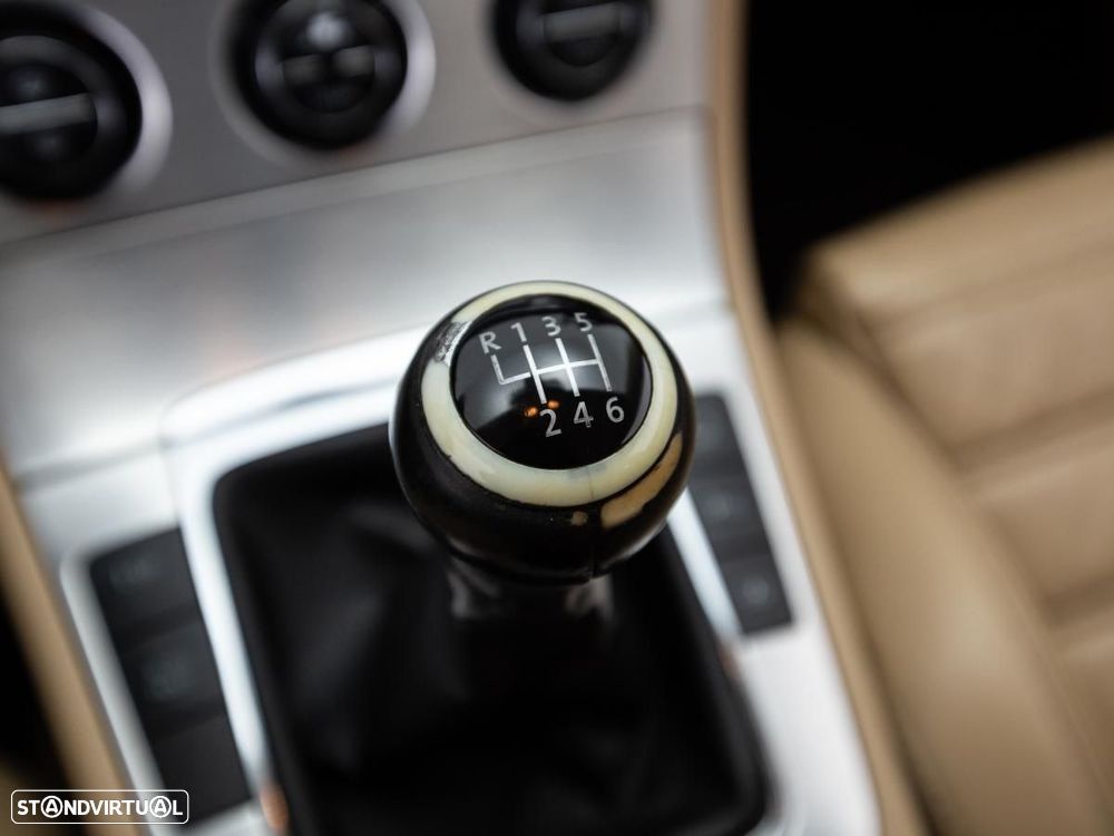 VW Passat - 19