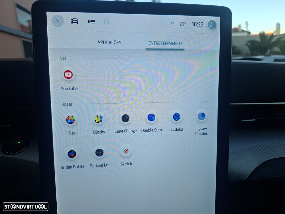 Ford Mustang Mach-E Premium - 19