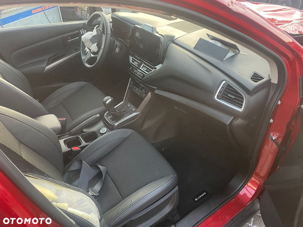 Suzuki SX4 S-Cross ver-1-5-dualjet-hybrid-allgrip-ags-comfortplus - 12