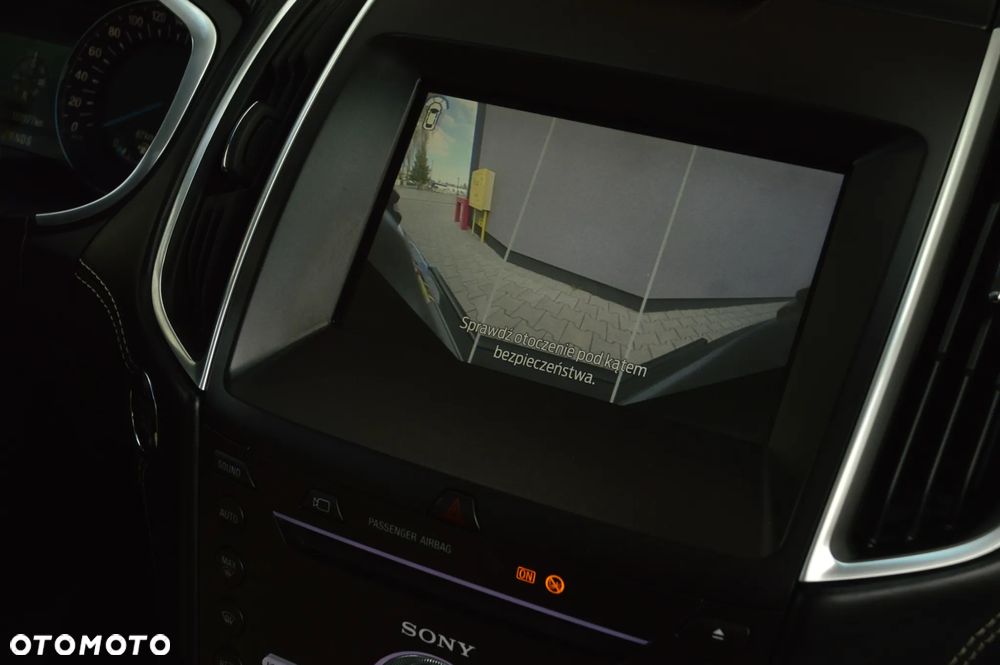 Ford Edge - 19