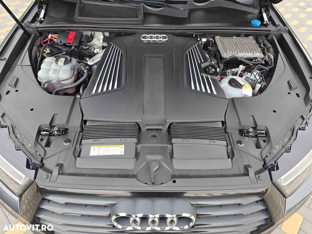 Audi Q7 e-tron 3.0 TDI quattro Tiptronic - 26