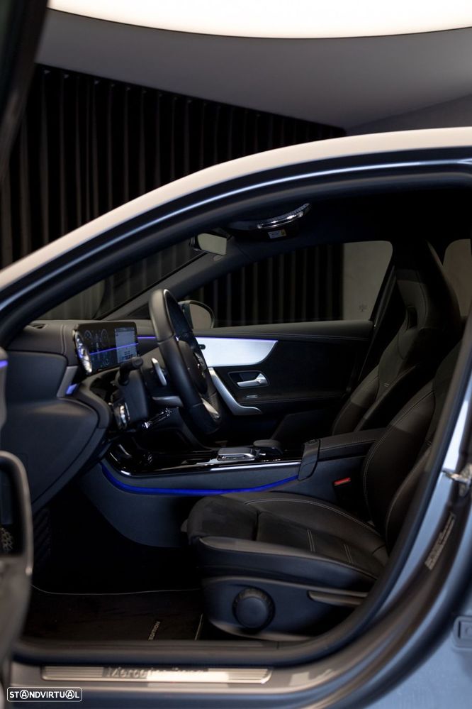 Mercedes-Benz A 250 e AMG Line - 27