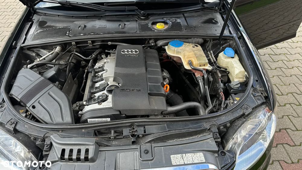 Audi A4 Limousine - 10