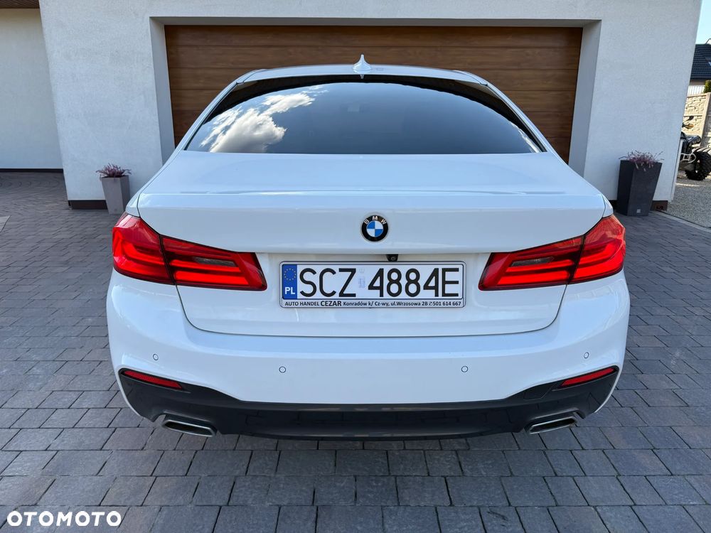 BMW Seria 5 520d xDrive M Sport sport - 17