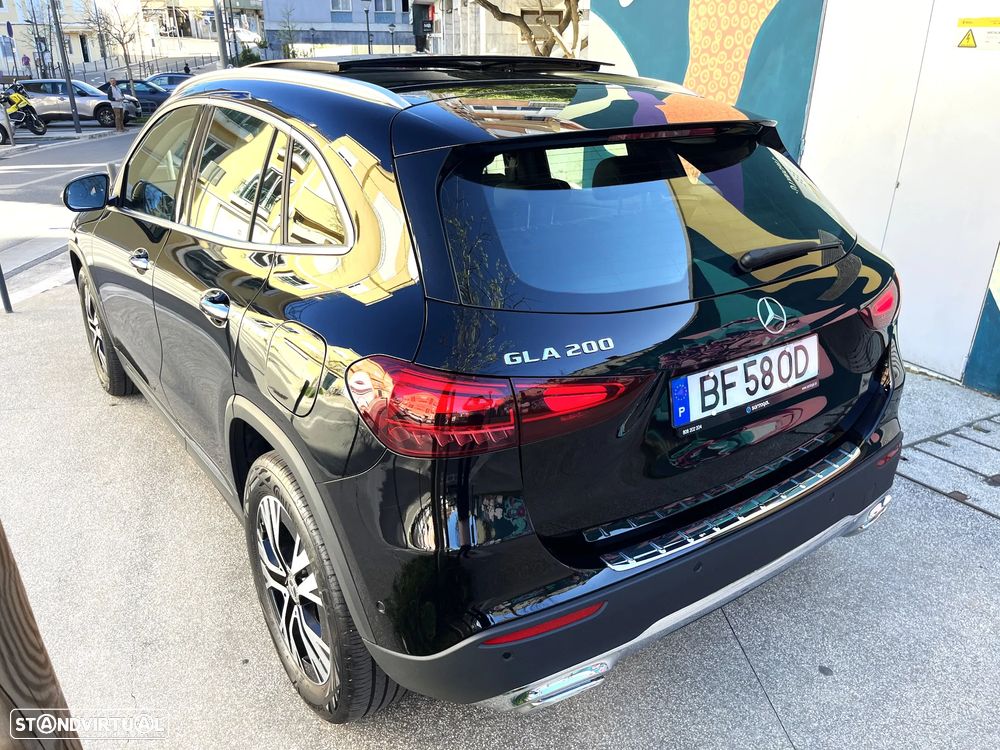 Mercedes-Benz GLA 200 AMG Line - 3