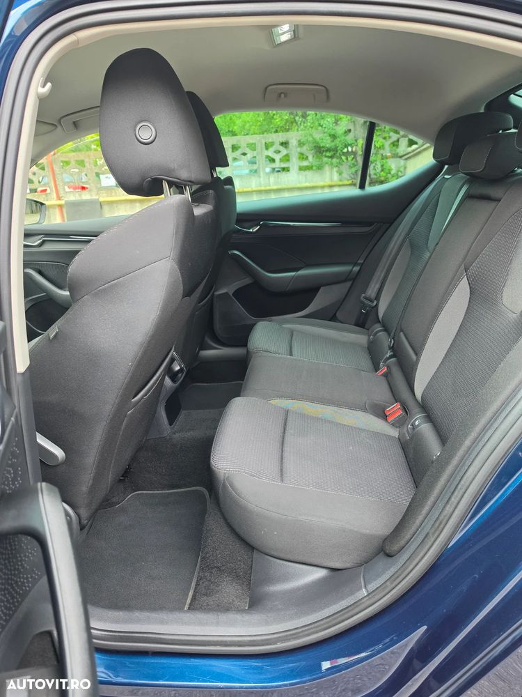 Skoda Octavia 1.0 TSI e-TEC DSG Clever - 6
