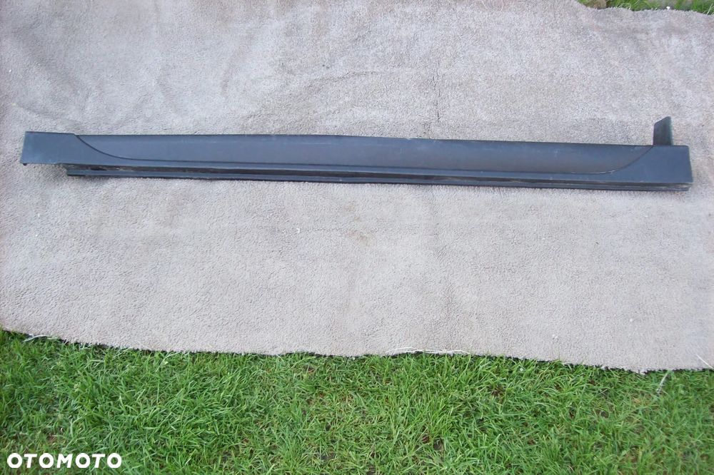 LISTWA PROGOWA PRAWA HYUNDAI TUCSON III/ROK 15-21