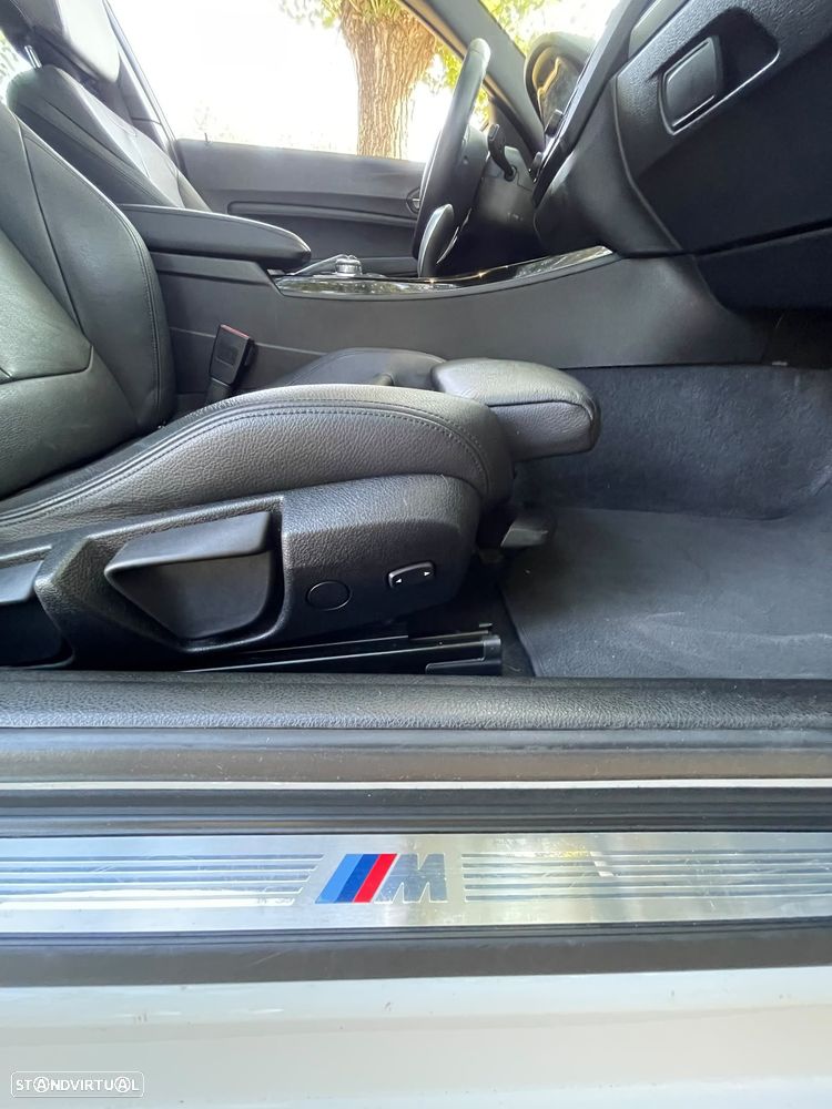 BMW 120 dA Pack M - 13