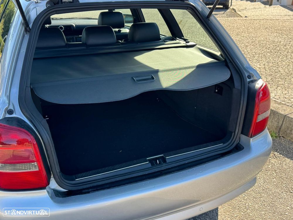 Audi S4 Avant 2.7 V6 quattro - 23