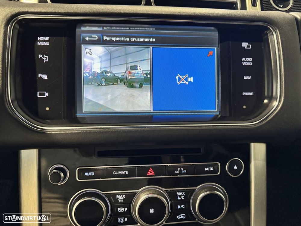 Land Rover Range Rover 4.4 SDV8 Vogue - 29