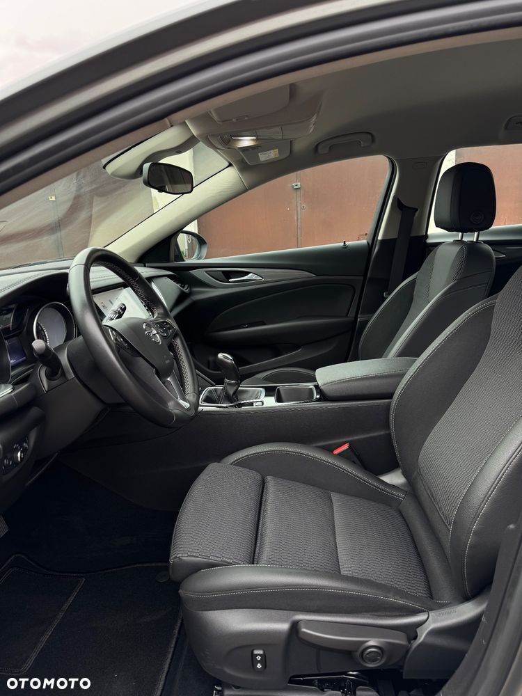 Opel Insignia 2.0 CDTI Edition 4x4 S&S - 11