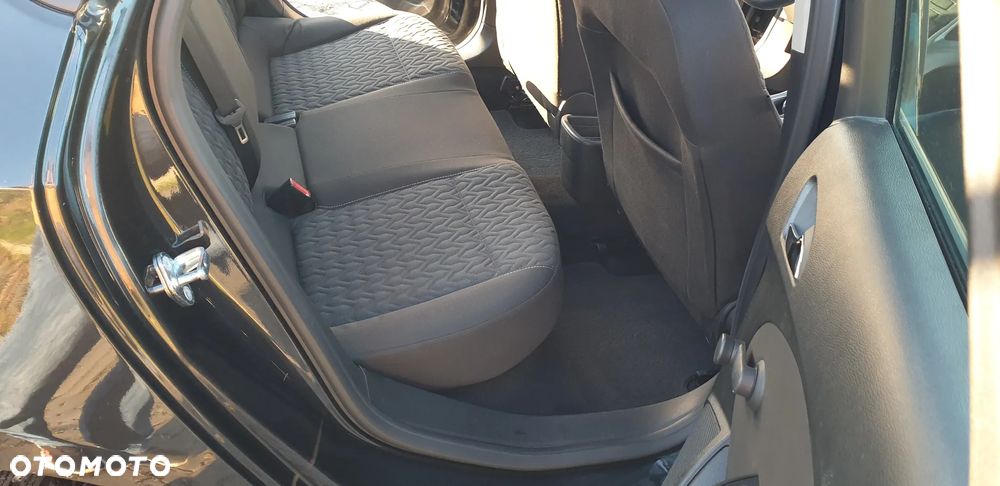 Opel Astra 1.6 Active - 24