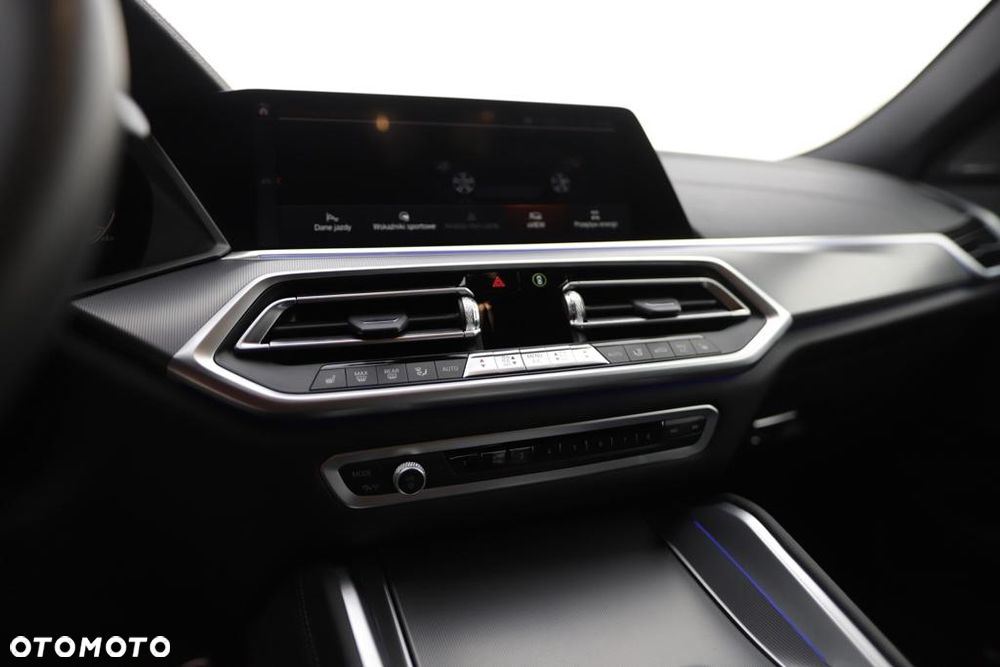 BMW X6 xDrive30d - 32