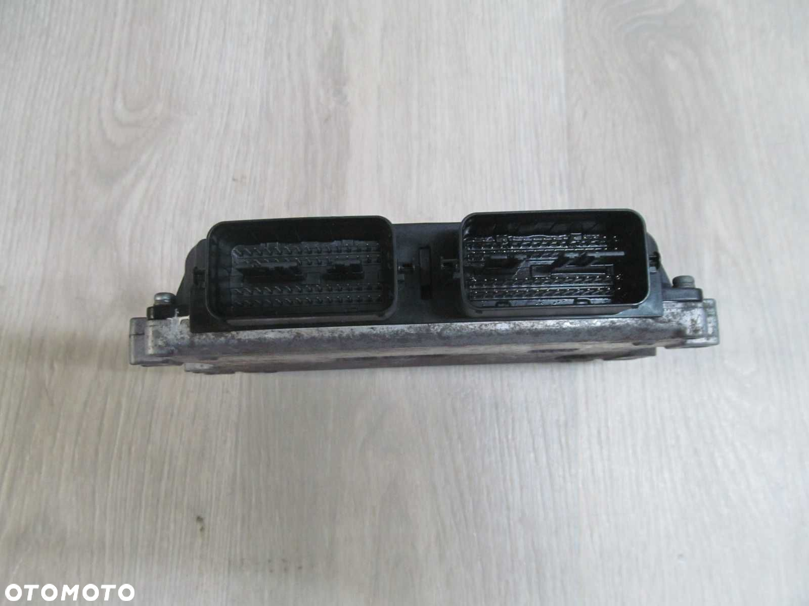 SUZUKI GRAND VITARA II 1.6 KOMPUTER SILNIKA 33920-64J0 112300-1213 06-12 - 2