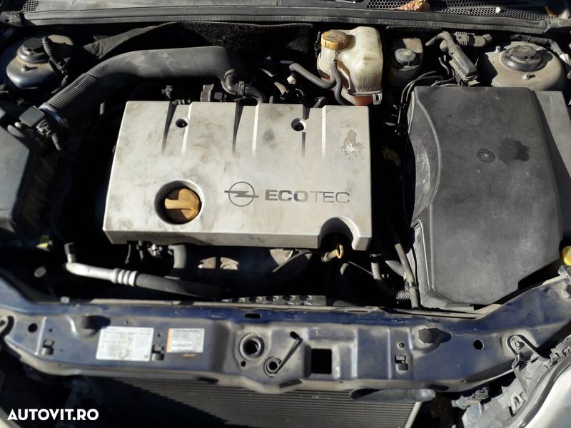 Dezmembrez Opel Vectra C 1.8 16V euro 4 - 5