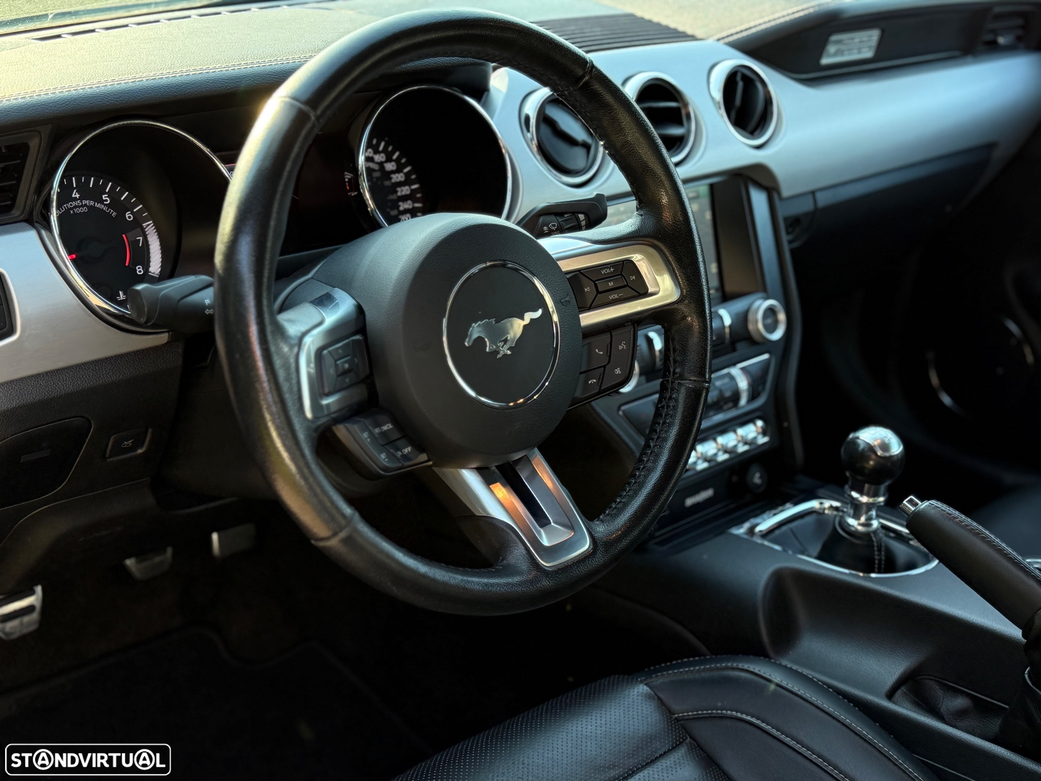 Ford Mustang 2.3 Eco Boost - 5