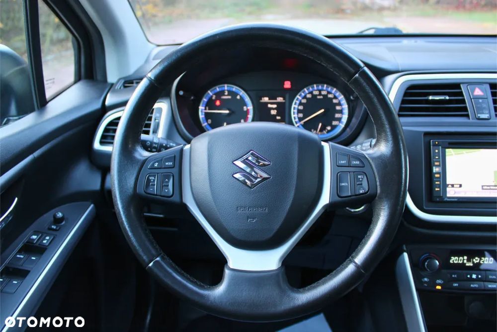 Suzuki SX4 S-Cross 1.6 DDiS Premium - 18