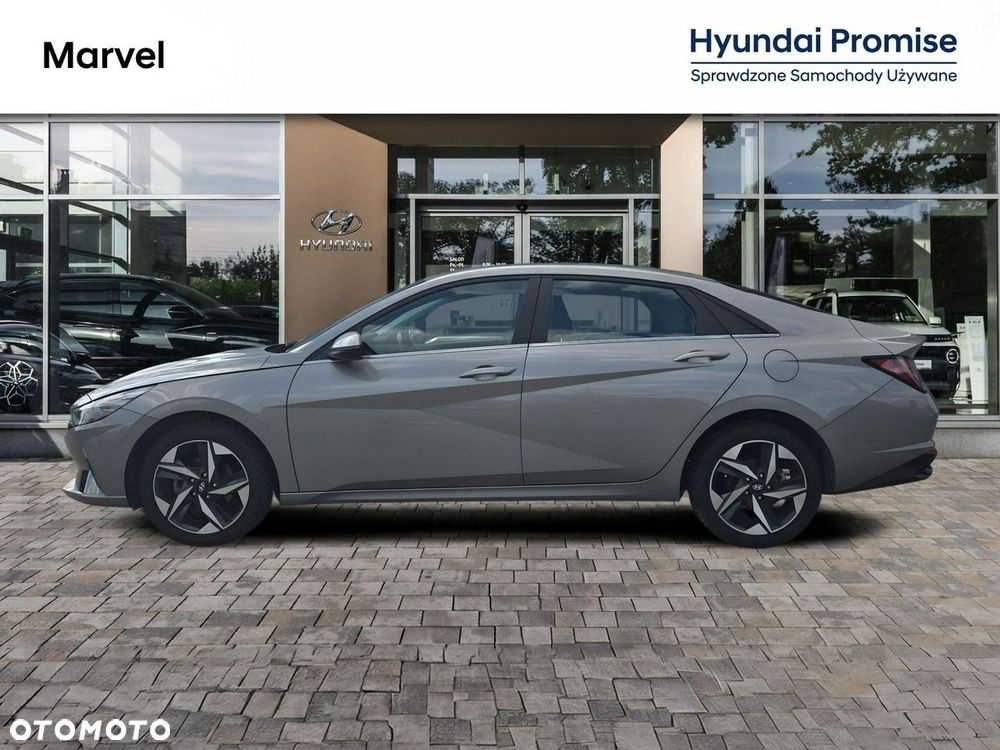 Hyundai Elantra 1.6 Smart CVT - 3